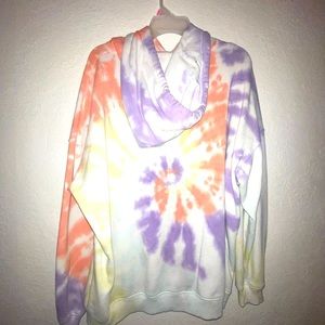 A white based tie dyed hoodie XL